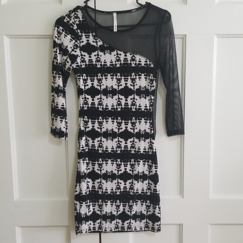 Alt. B Dress